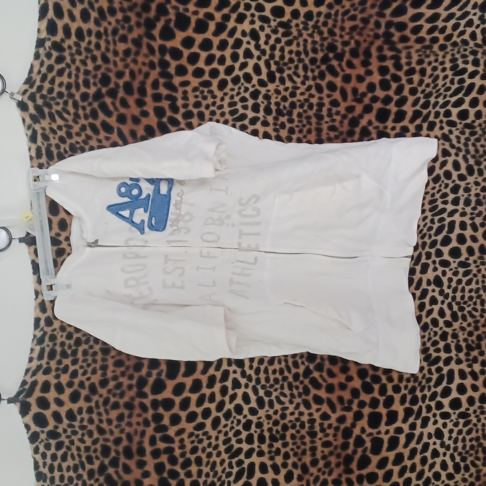 Aeropostale, M, White with blue and grey accents.